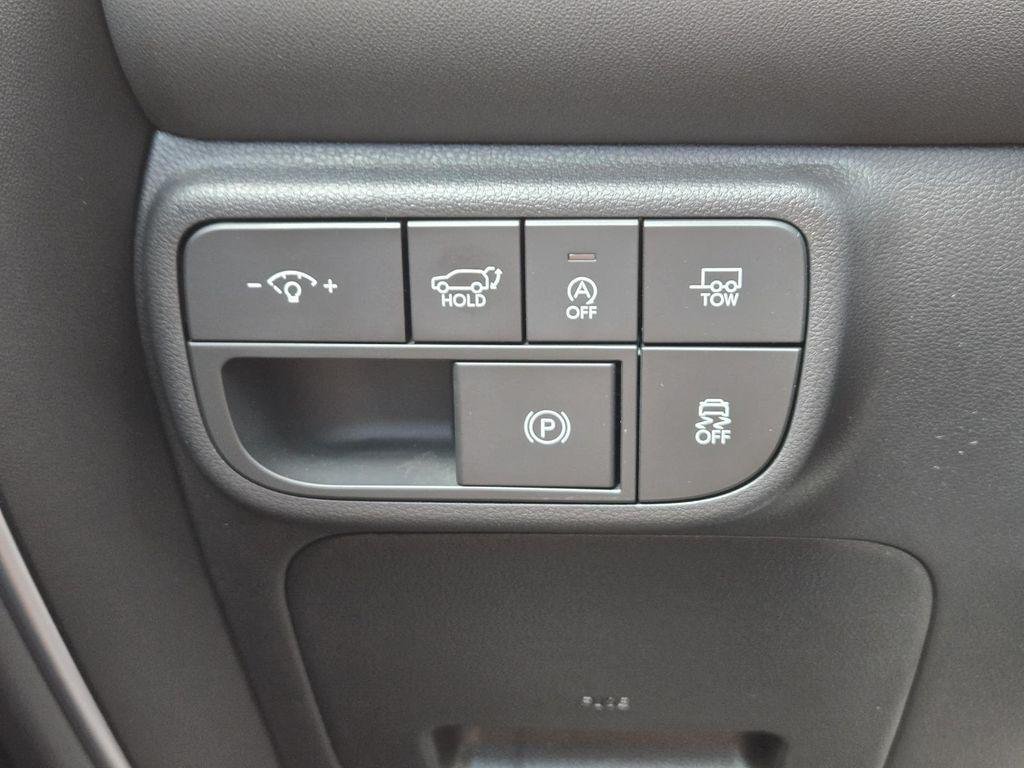 New 2026 White Hyundai SEL Premium FWD image 23