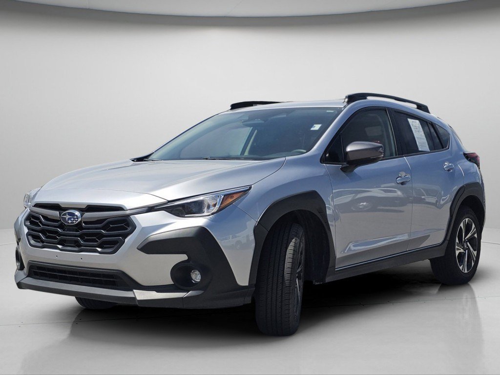 Used 2025 Ice Silver Metallic Subaru Premium image 22