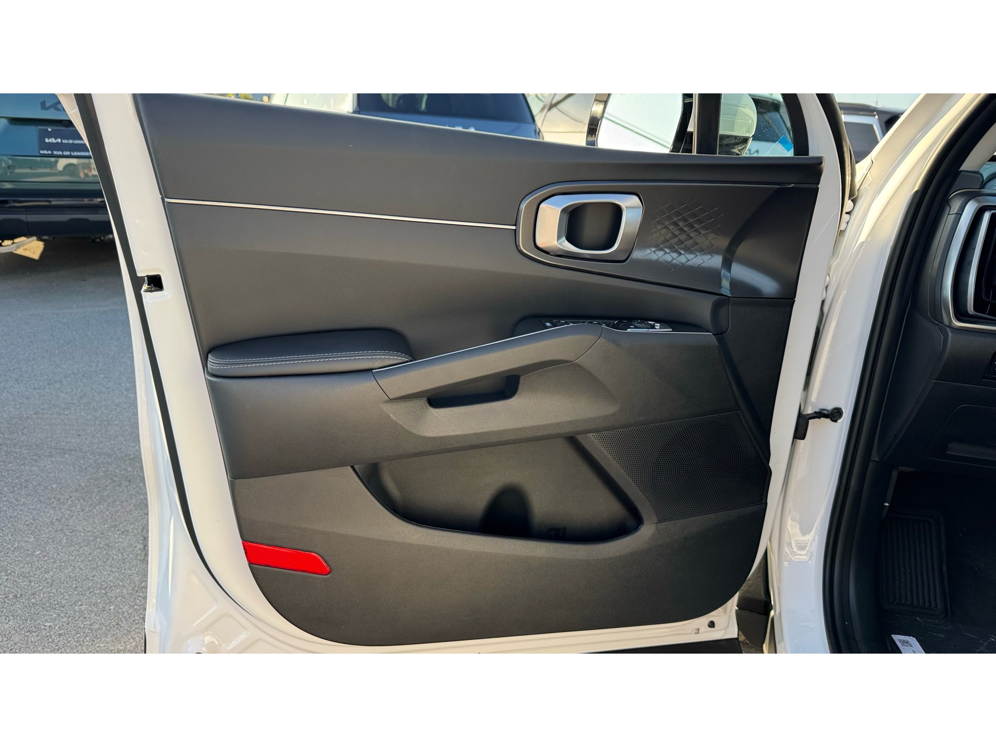 New 2026 Glacial White Pearl Kia S image 23