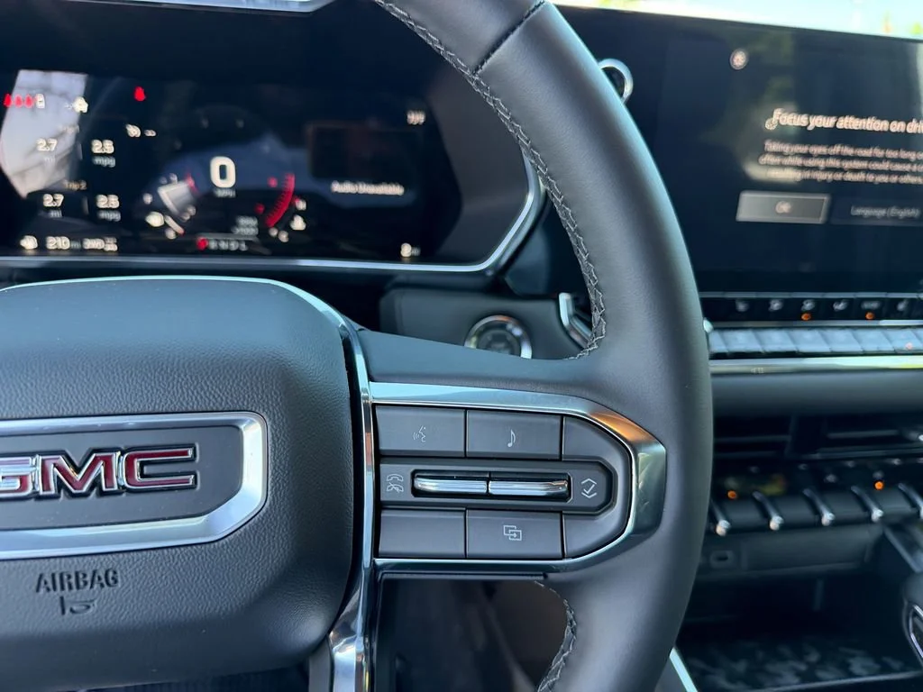 New 2026 Sterling Metallic GMC Elevation image 18