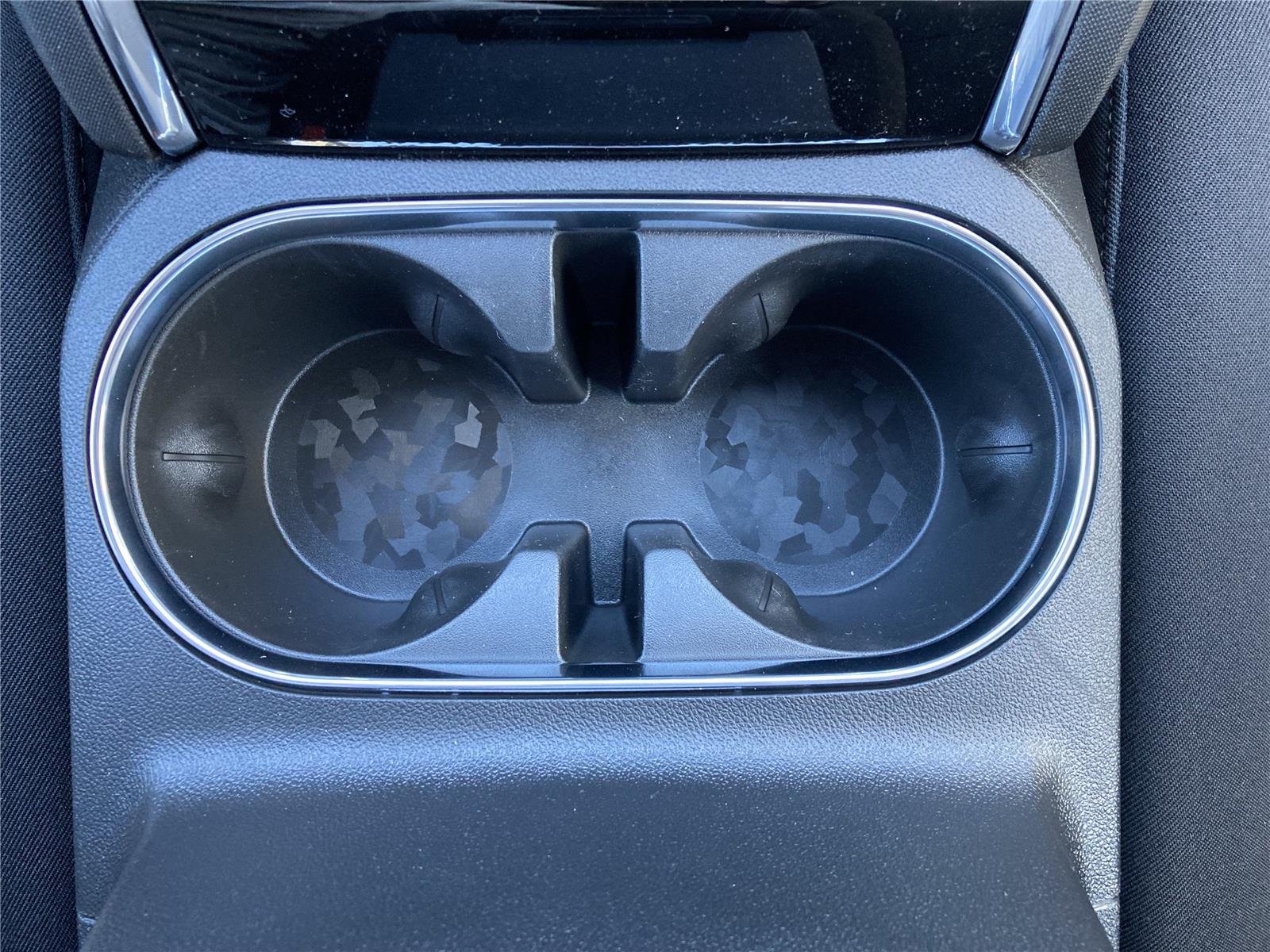 New 2026 Onyx Black GMC Elevation image 15