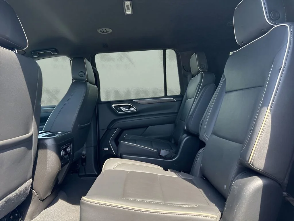 Used 2023 Summit White Chevrolet Premier image 12