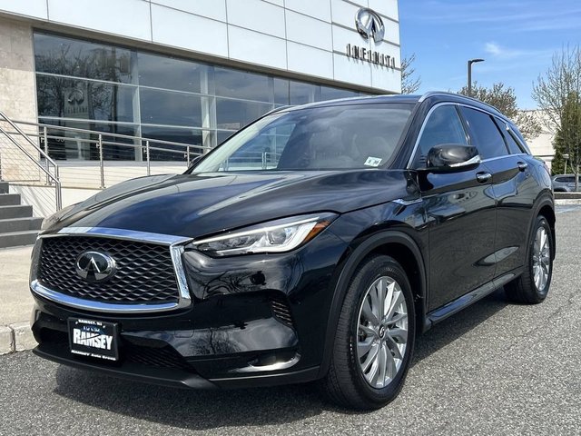 2025 INFINITI QX50 LUXE