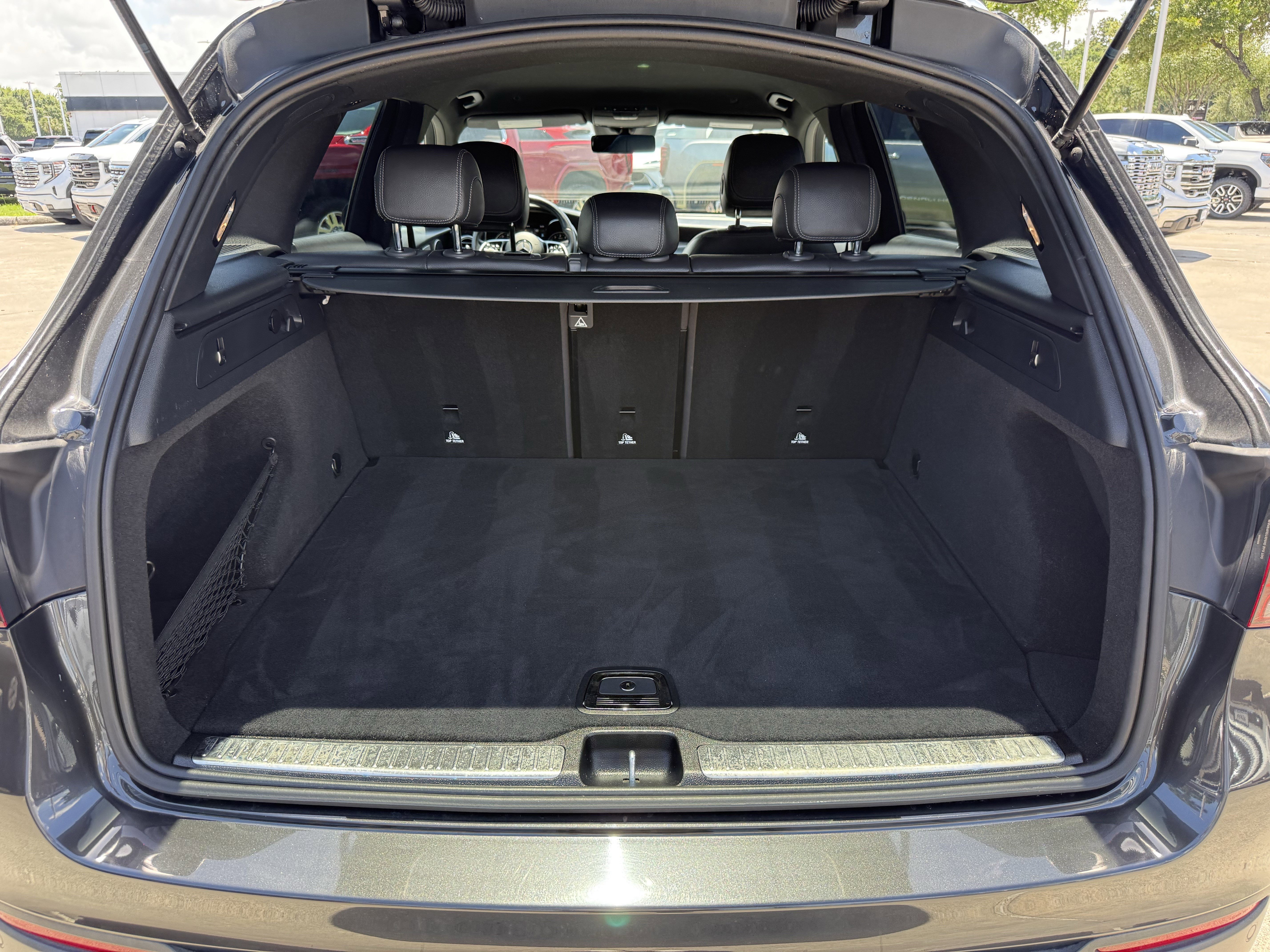 2022 Mercedes-Benz GLC GLC300 - Photo 29
