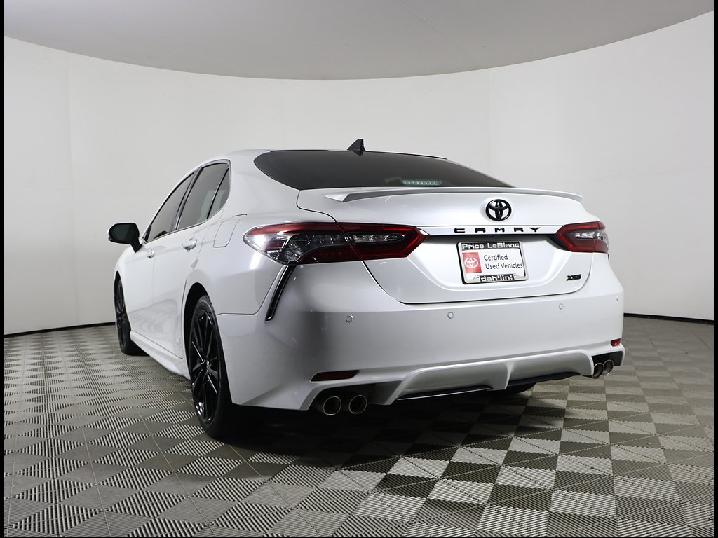 Certified Used 2022 WHITE Toyota XSE image 4