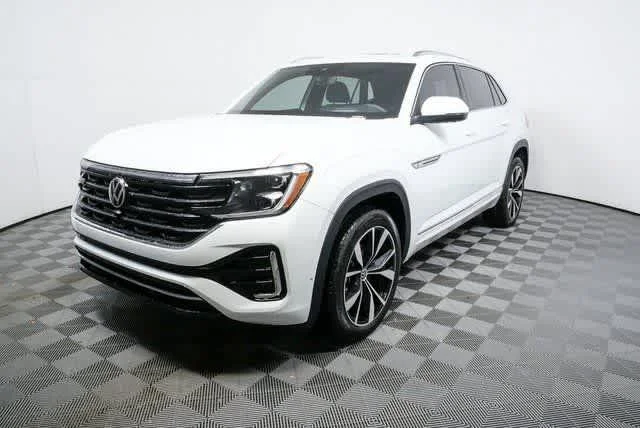 New 2026 Opal White Pearl Volkswagen 2.0T SEL Premium R-Line image 25