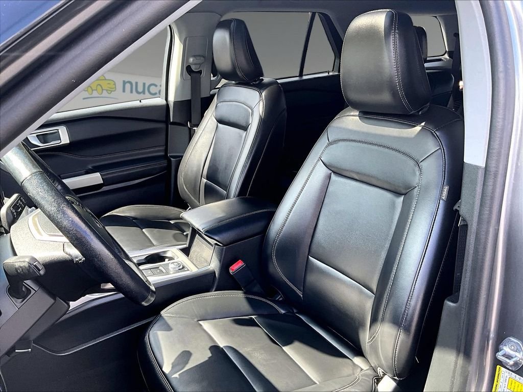 Used 2023 Gray Ford XLT image 10