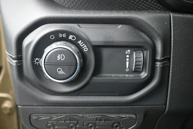 Certified Used 2025 41 Jeep Rubicon image 7