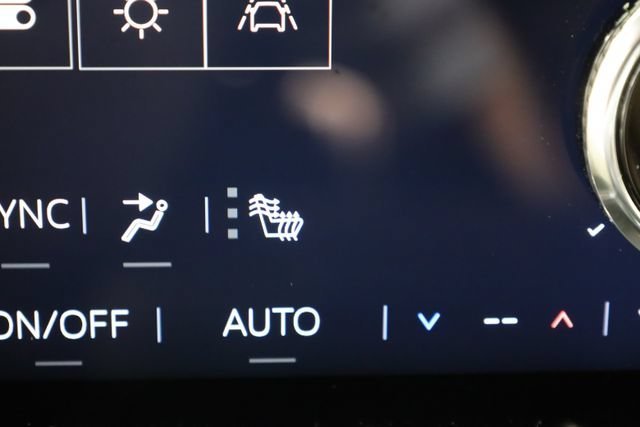 2026 GMC Acadia Elevation - Photo 9