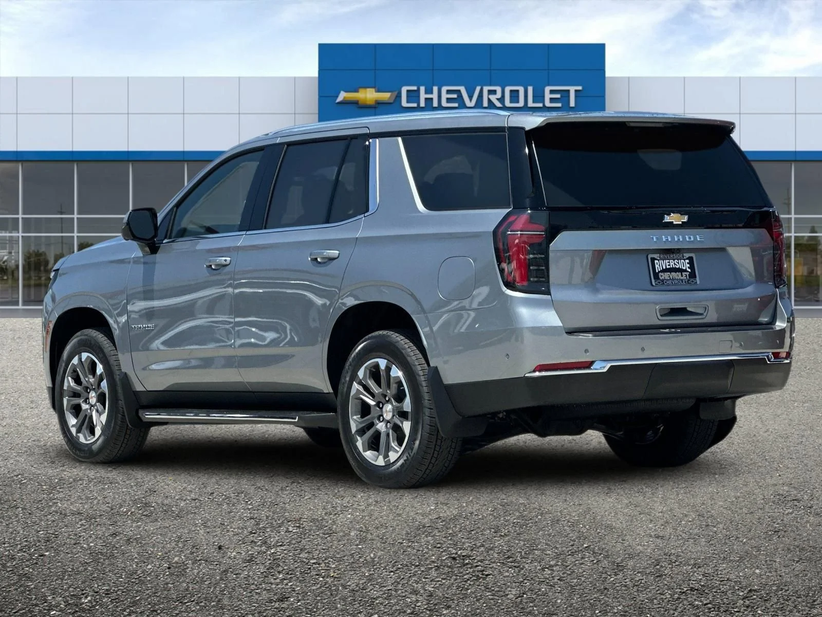 2026 Chevrolet Tahoe LS - Photo 6