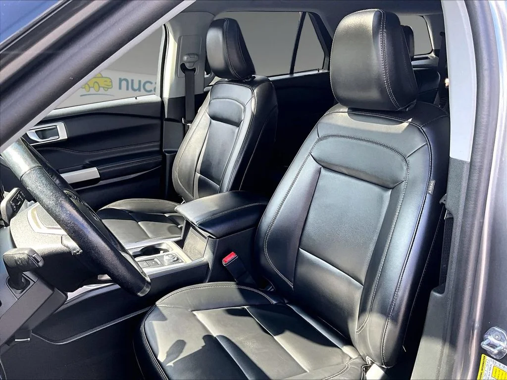 Used 2023 Gray Ford XLT image 10