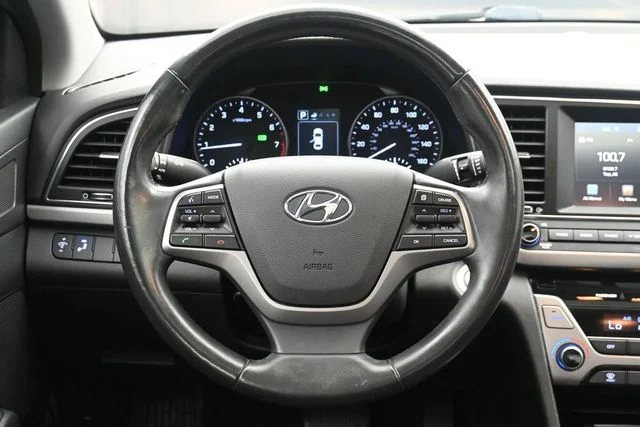 Used 2018 Silver Hyundai Value Edition image 23