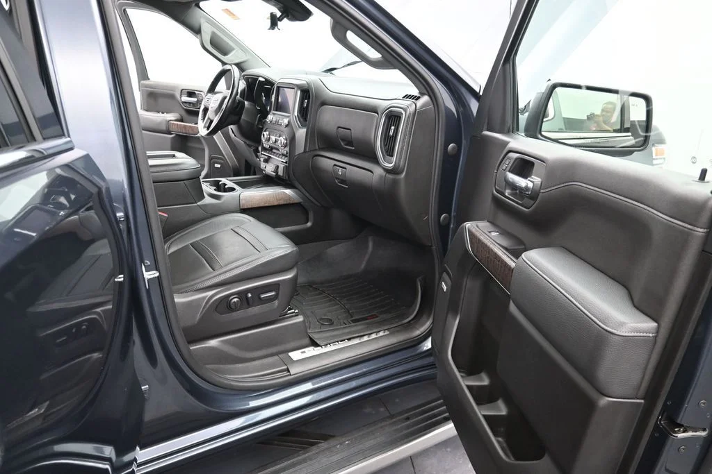 Used 2022 Blue GMC Denali image 12
