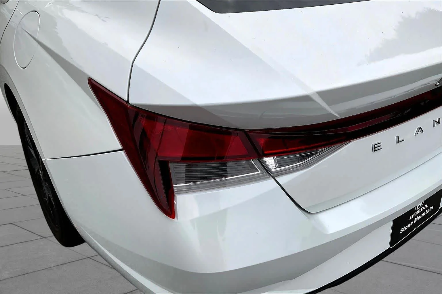 Used 2021 Quartz White Hyundai SEL image 27