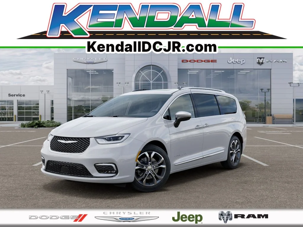 2026 Chrysler Pacifica Pinnacle AWD's photo