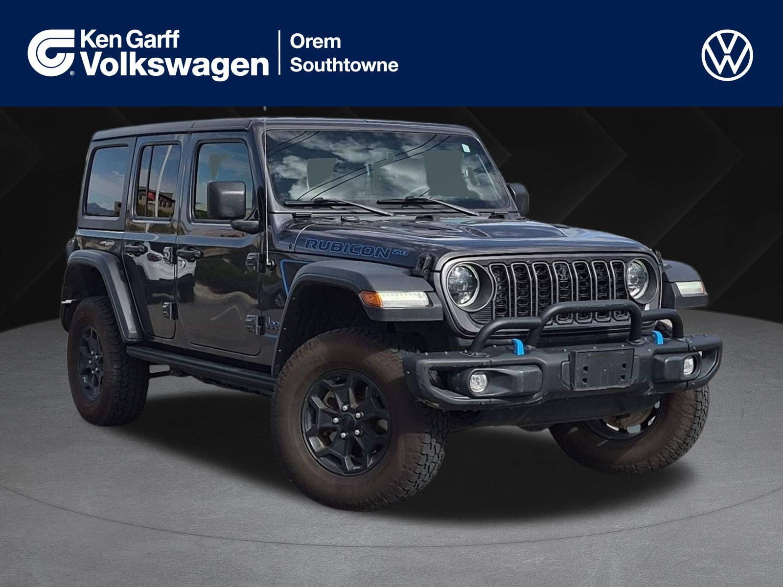 Used 2023 Granite Crystal Metallic Clearcoat Jeep Rubicon 20th Anniversary image 1