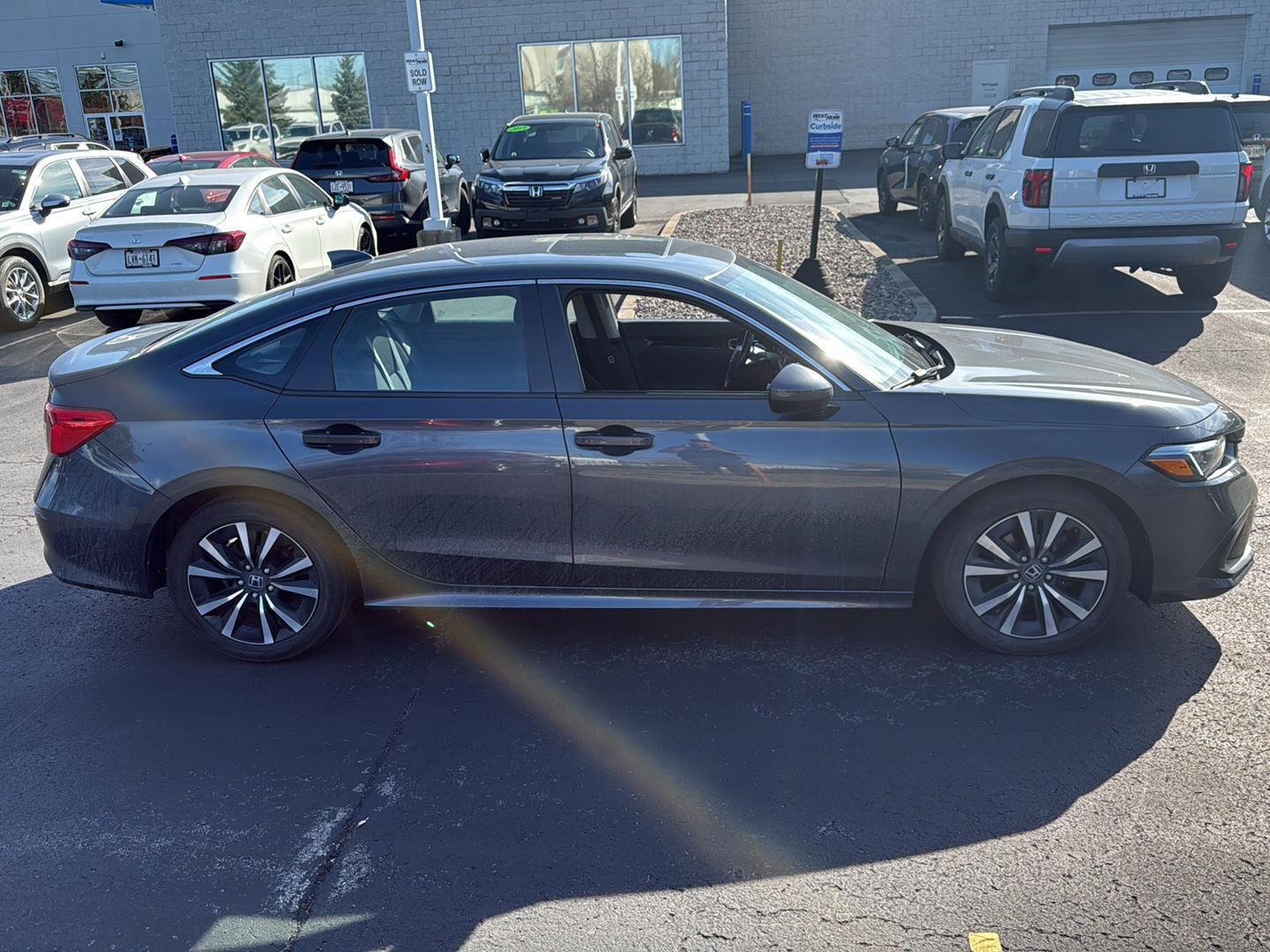 Used 2024 Meteorite Gray Metallic Honda EX image 5