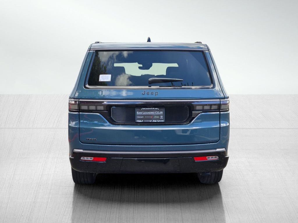 New 2026 Steel Blue Exterior Paint Jeep Limited Reserve image 5