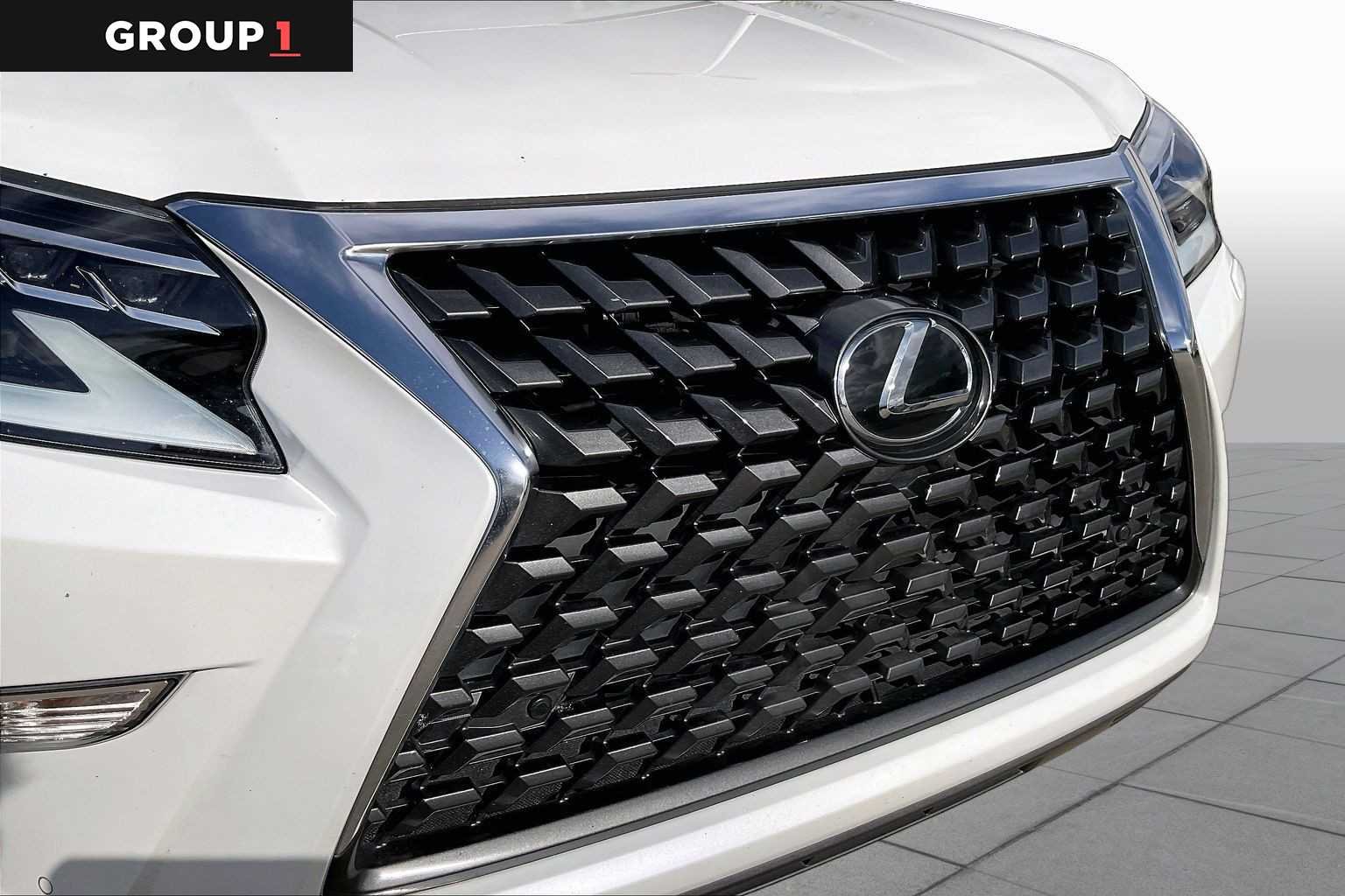 Certified Used 2022 Starfire Pearl Lexus Premium image 27