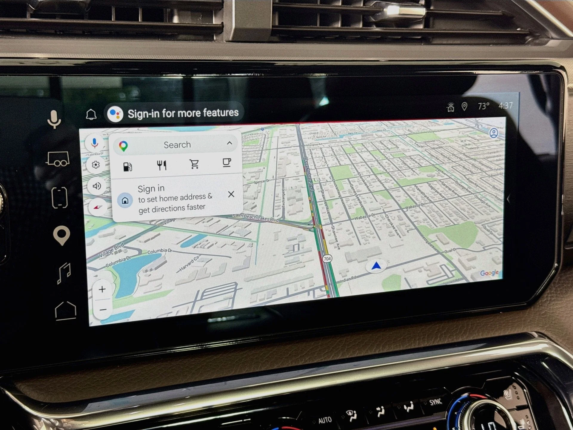 Used 2024 White Frost Tricoat GMC Denali image 13
