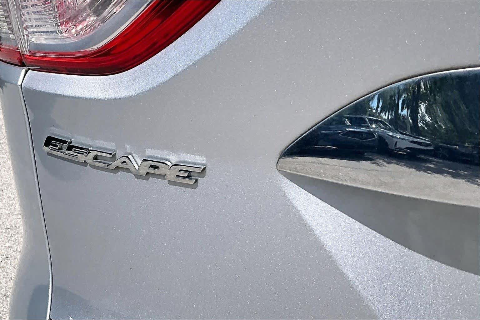 Used 2014 Ingot Silver Metallic Ford Titanium image 10