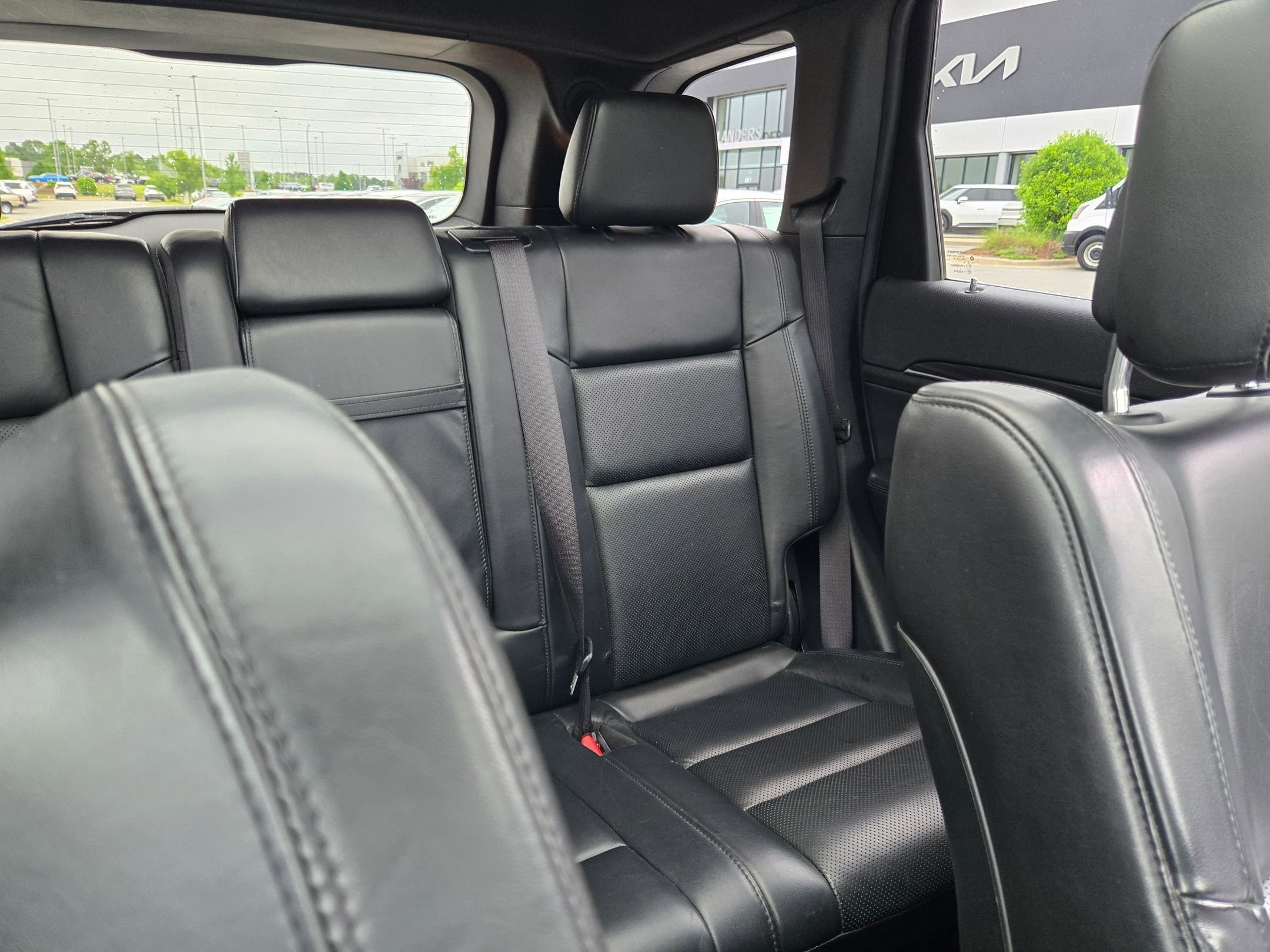 Used 2019 Velvet Red Pearlcoat Jeep Limited image 14