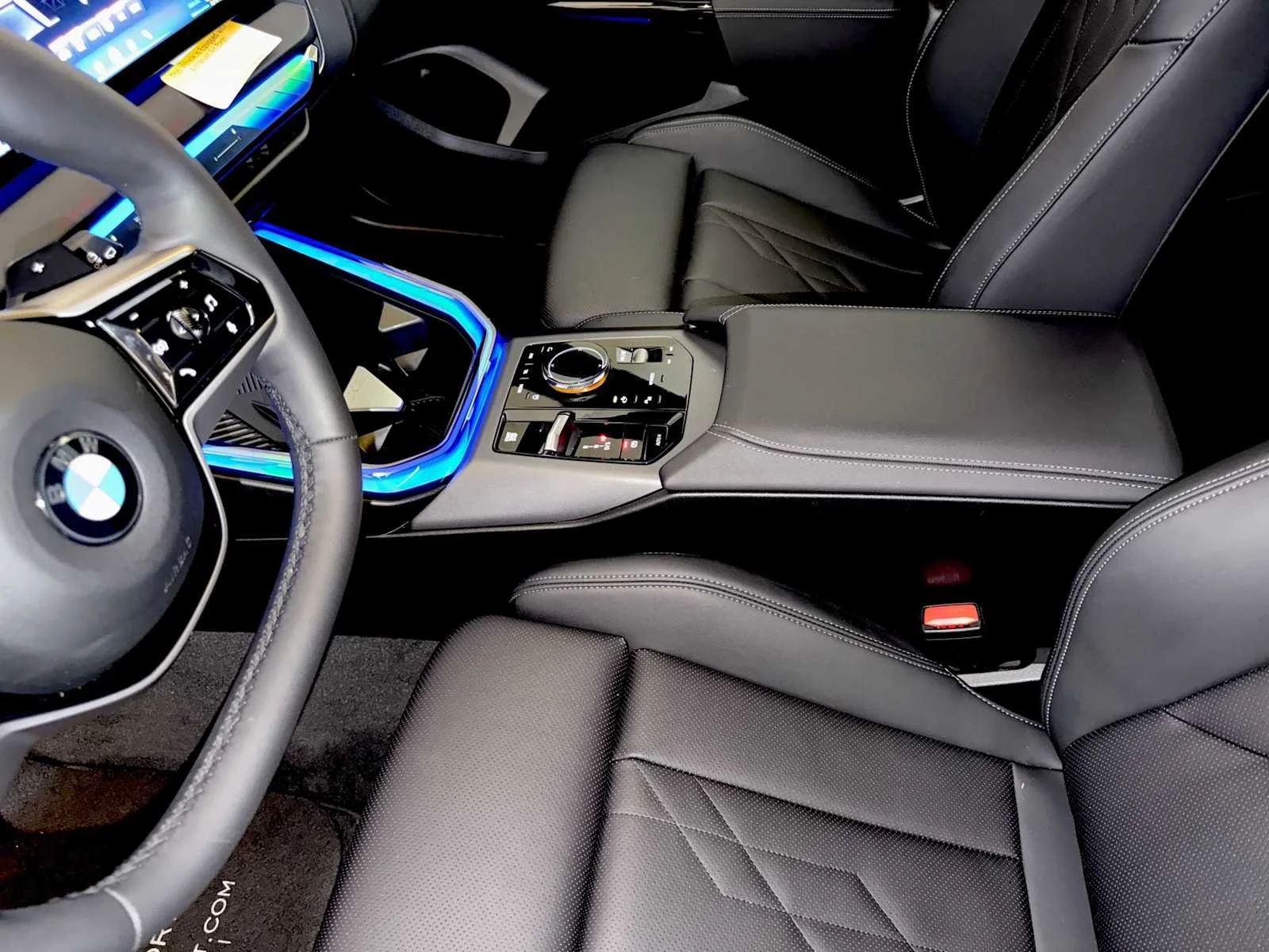 2026 BMW X3 30 - Photo 19