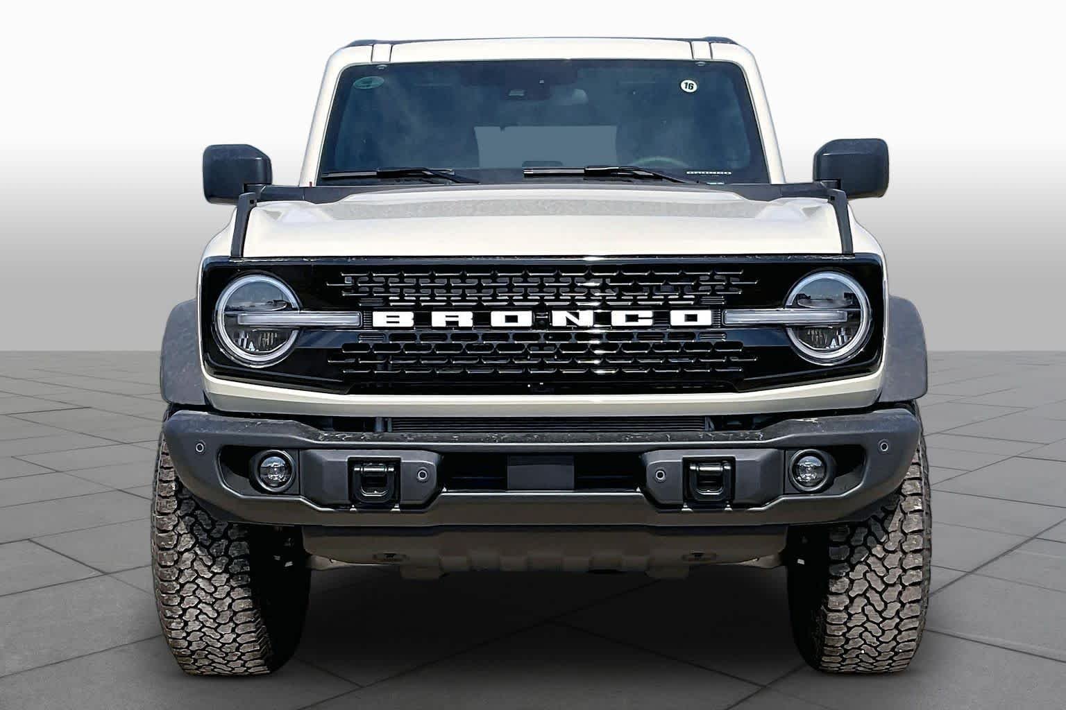 New 2026 Desert Sand Ford Badlands® image 3