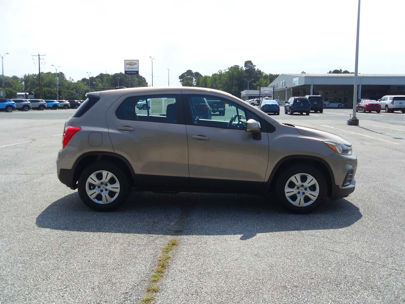 Used 2018 Sandy Ridge Metallic Chevrolet LS image 6