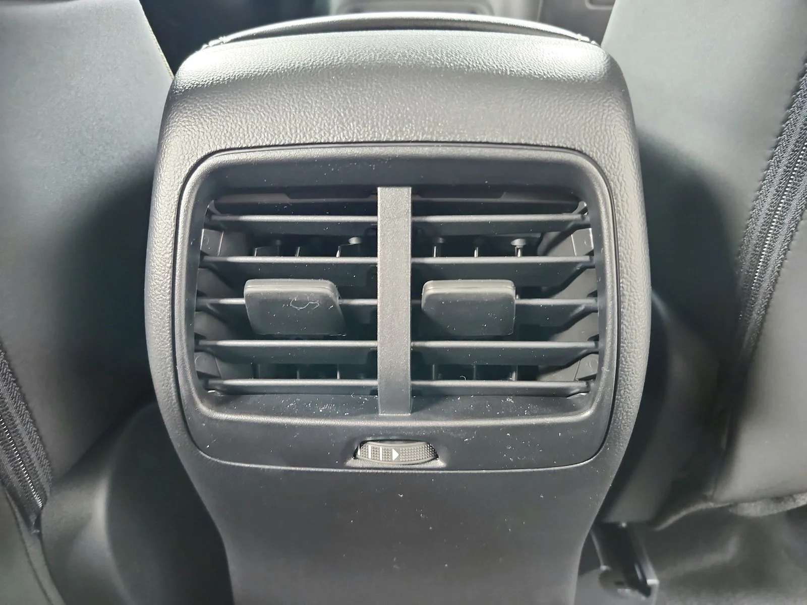 New 2026 Carbonized Gray Metallic Ford Big Bend® image 38