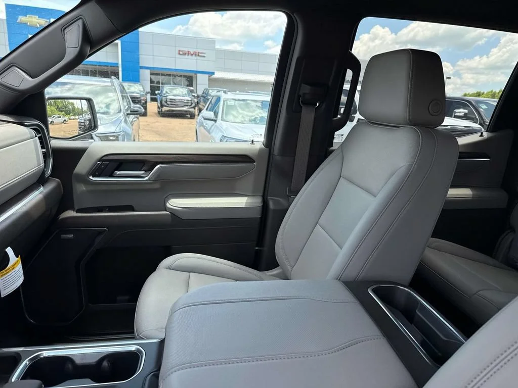 2026 GMC Sierra 1500 SLT - Photo 32