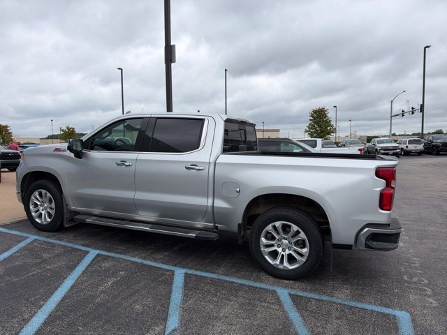 Used 2022 SILVER ICE METALLIC Chevrolet LTZ image 6