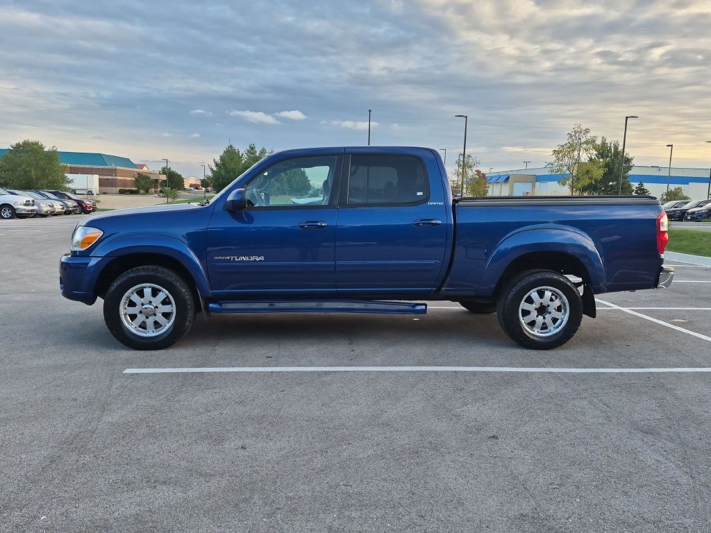 Used 2006  Toyota Limited image 4