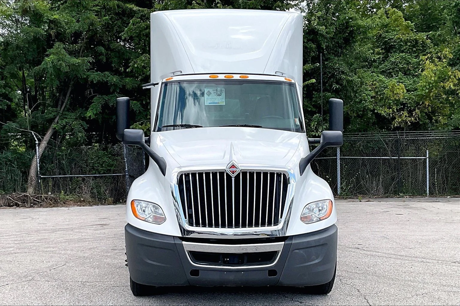 Used 2021 WHITE International  image 4