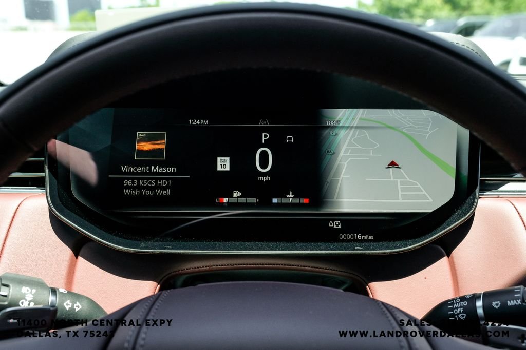 New 2026 Santorini Black Metallic Land Rover SE image 22