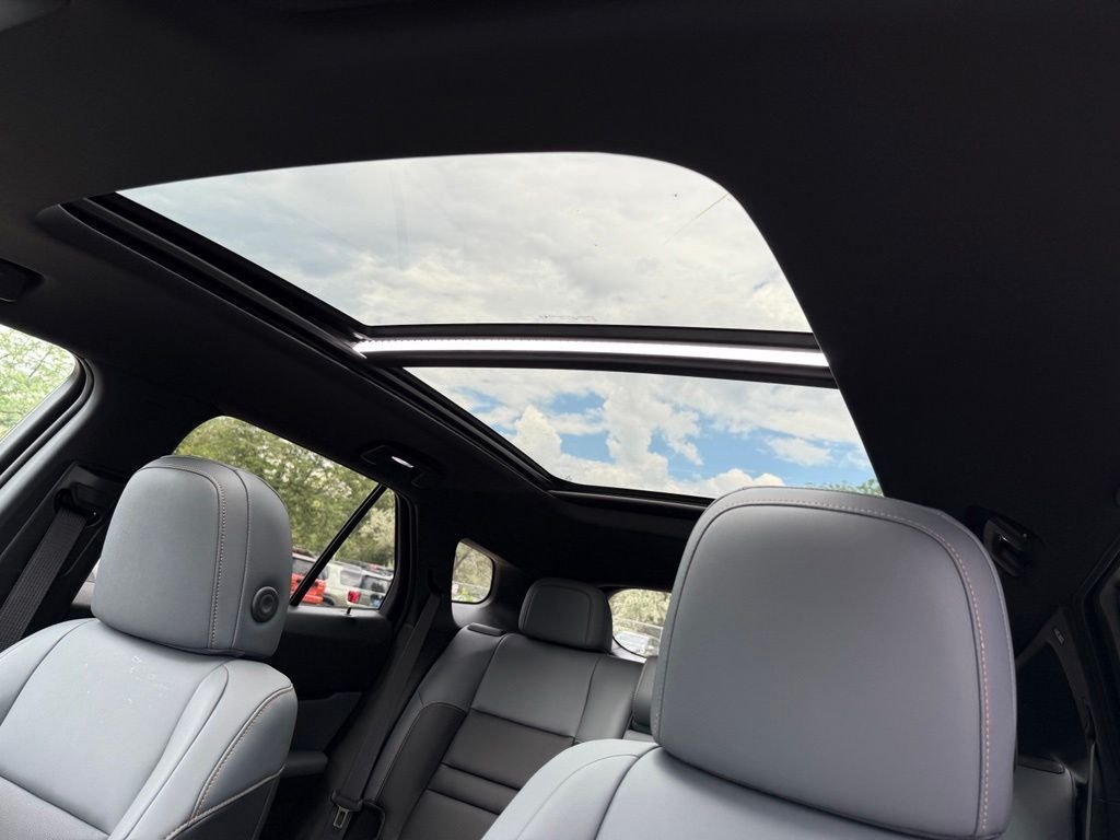 New 2026 Frostline White Pearl Honda Touring image 23
