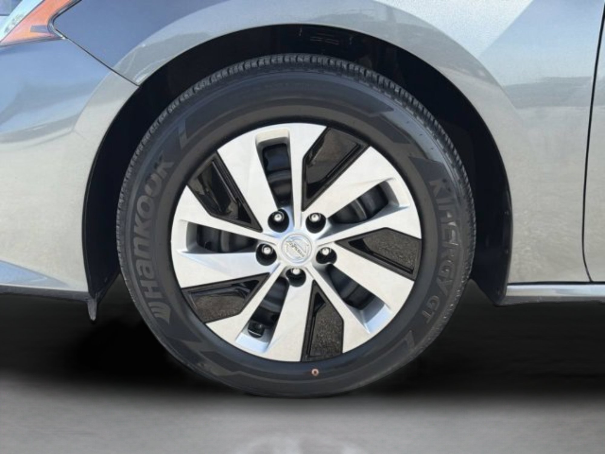 Used 2021 Gun Metallic Nissan 2.5 S image 28