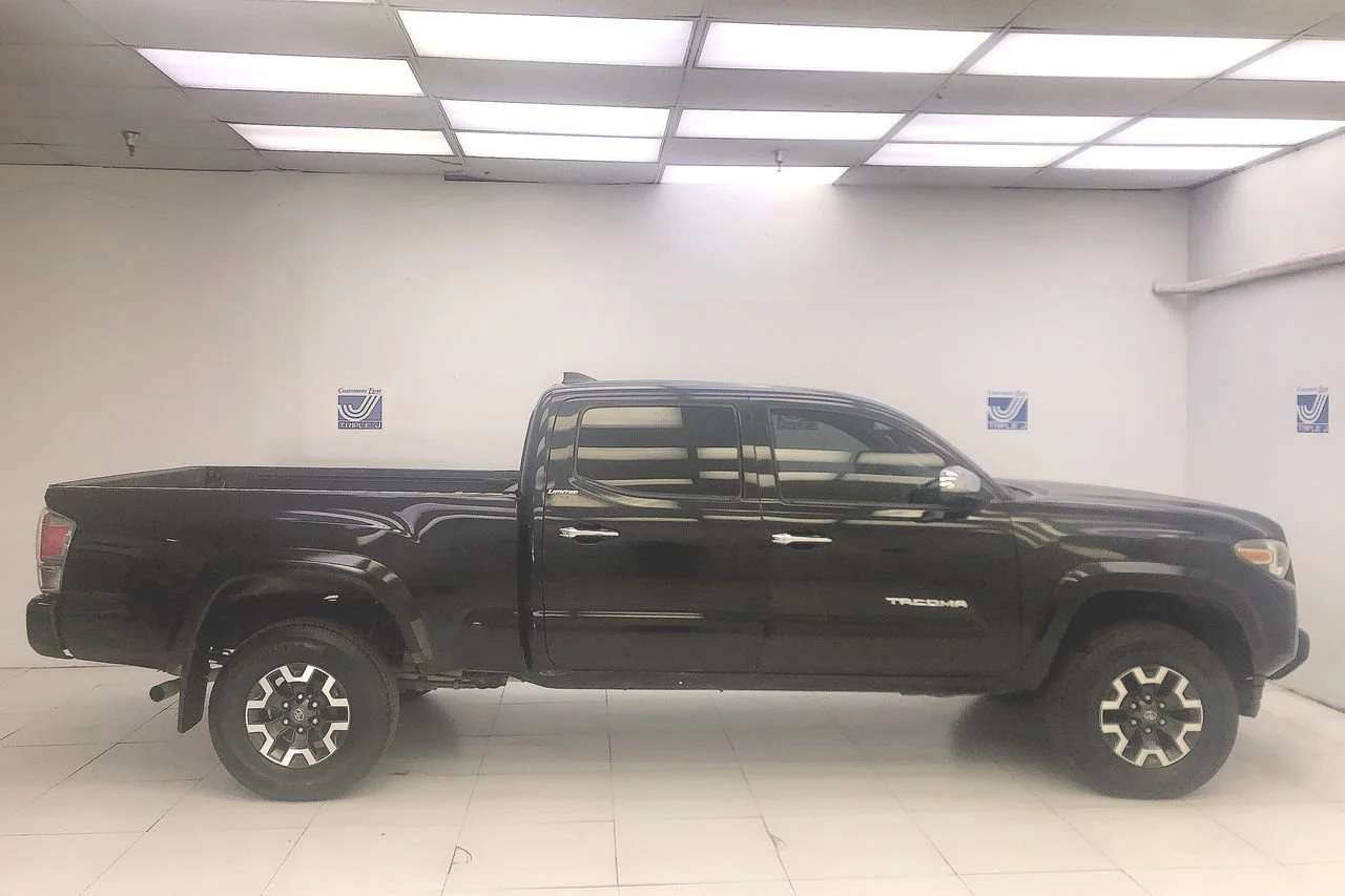 Used 2016 Black Toyota Limited image 8
