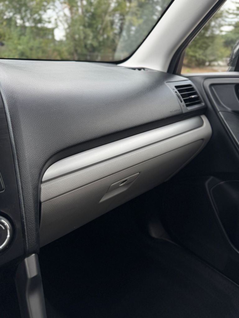 Used 2014 Dark Gray Metallic Subaru 2.5i Limited image 33