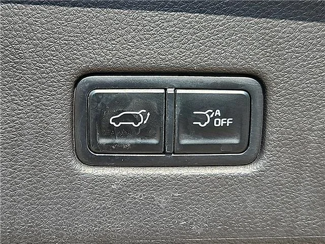 Used 2025 Ivory Silver KIA SX Passenger image 10