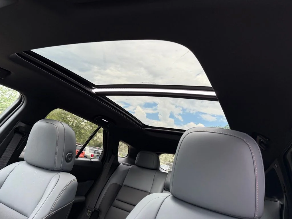 New 2026 Frostline White Pearl Honda Touring image 23