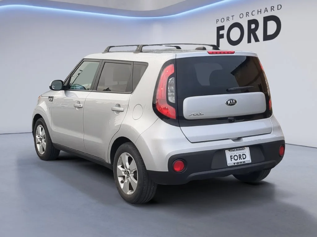 Used 2019 Silver Kia Base image 5