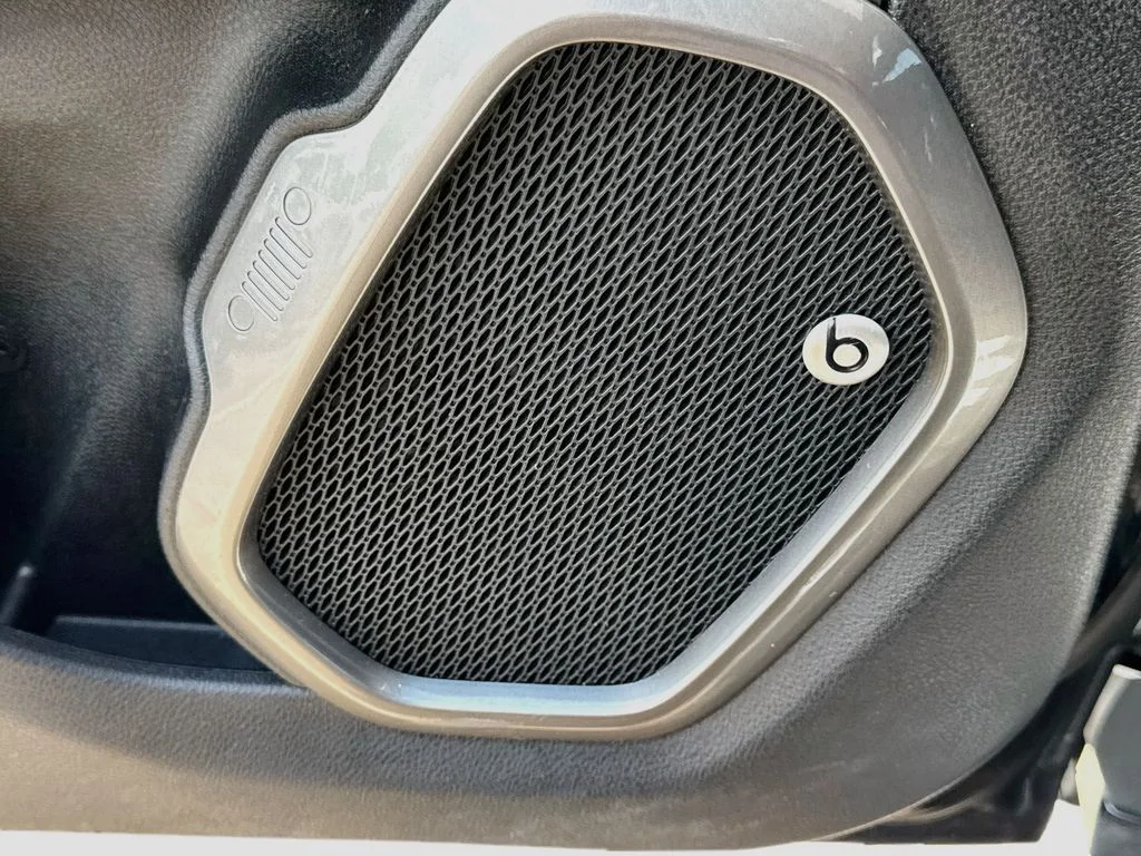 Used 2018 Black Jeep Limited image 21