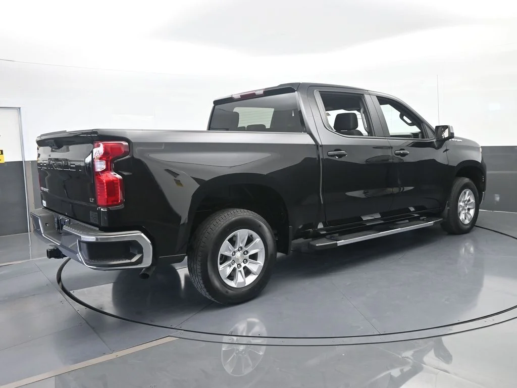 Used 2024 Black Chevrolet LT image 6