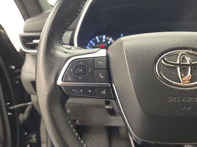 Used 2021 Midnight Black Metallic Toyota XSE image 33