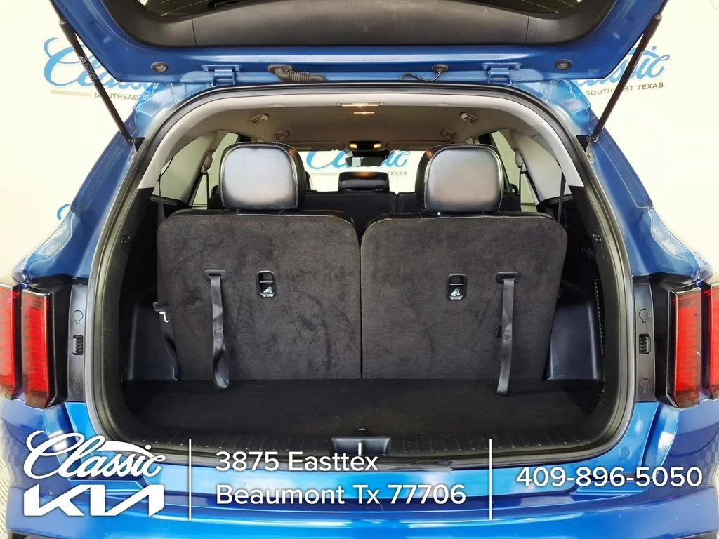 Used 2021 Blue Kia S image 10