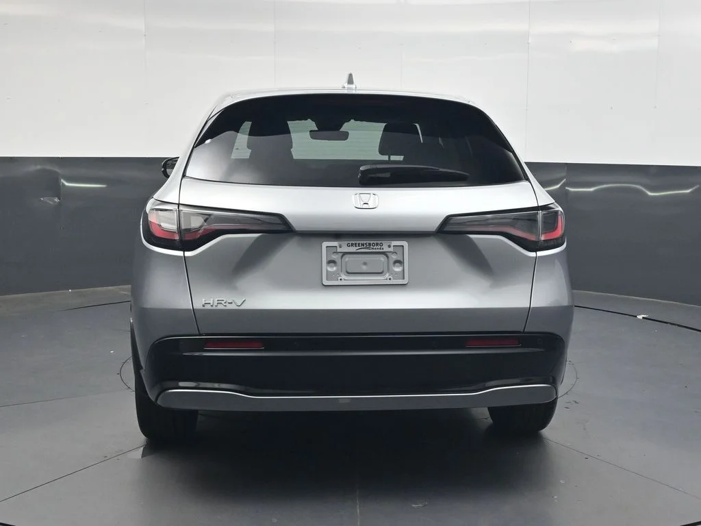 New 2027 Solar Silver Metallic Honda EX-L image 5
