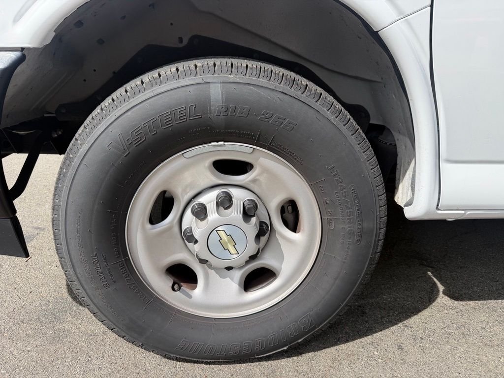 Used 2023 White Chevrolet Work Van image 7