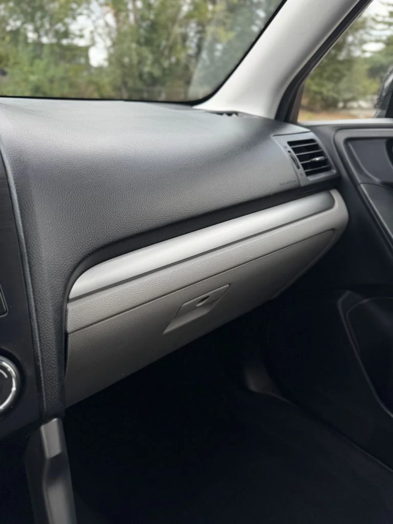 Used 2014 Gray Subaru 2.5i Limited image 33