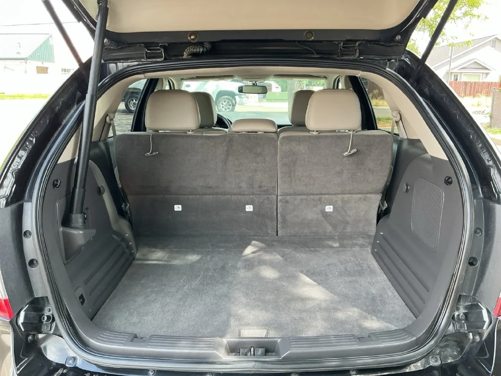 Used 2014 Black Ford Limited image 23